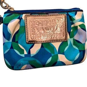 COACH Poppy Wristlet EUC blue green kaleidoscope RARE
